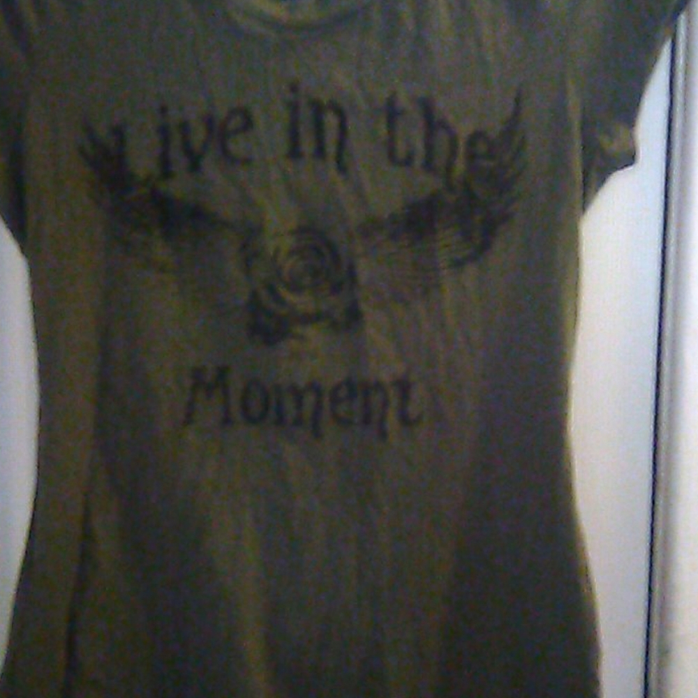 Logo tee